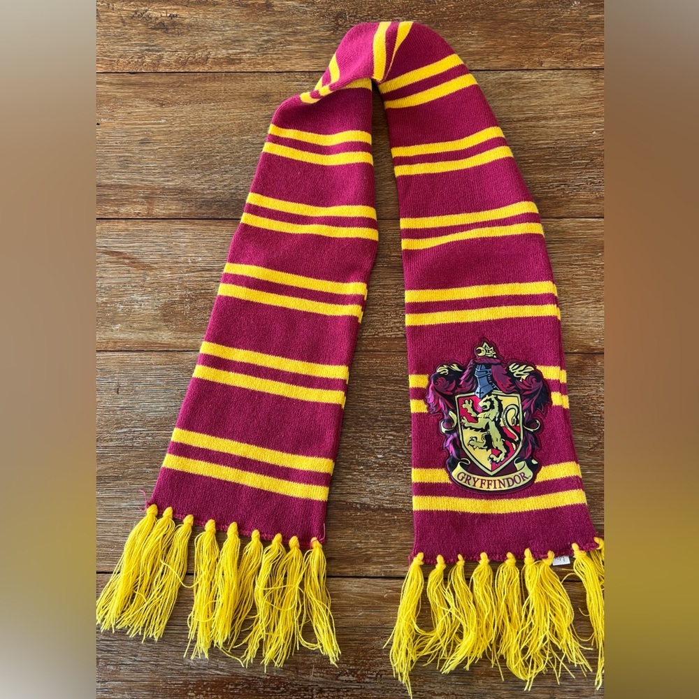 Child's Harry Potter Gryffindor Scarf